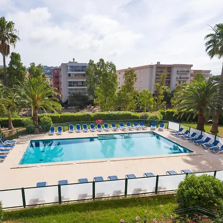 Ste Maxime - Piscine Et A 250m Des Plages Et Centre-ville * 생트막시메